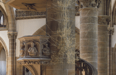 Kunst zur Lücke: Rauminstallation »Heaven’s Gate« von Brigitte Schwacke